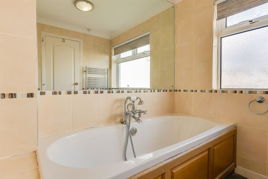 Additional image 33 of 4 bed detached house for saleChartwell Drive, Lisvane, Cardiff CF14