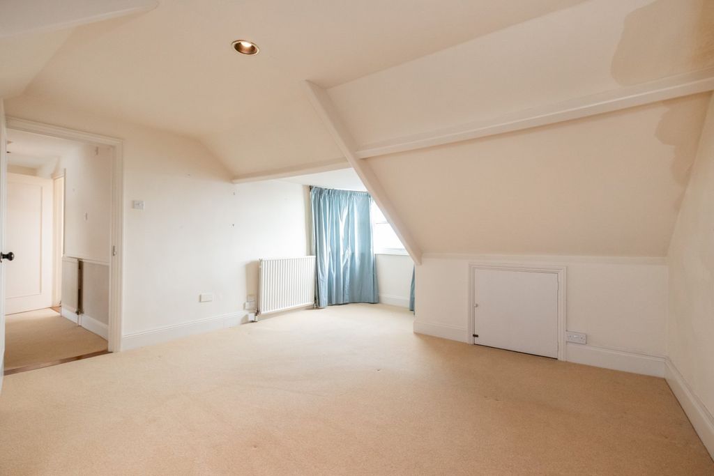 Additional image 16 of 4 bed semi-detached house for saleGlategny Esplanade, St Peter Port GY1