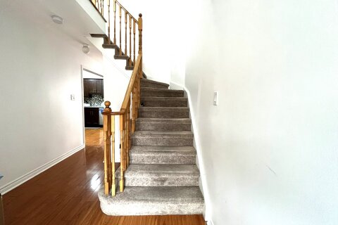 Additional image 8 of 68-68 Gilgorm Road, Brampton, ON, L6X 4P5