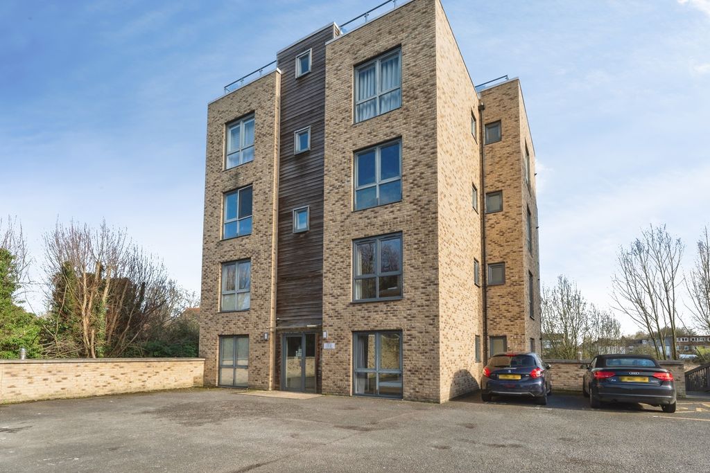 2 bed flat for salePepys Court, Cambridge, Cambridgeshire CB4