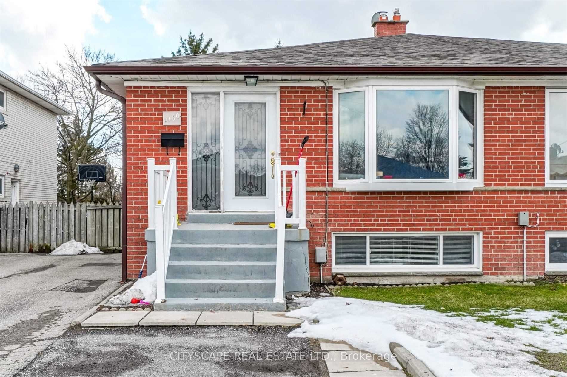 BSMT-1166 Shadeland Drive, Mississauga, ON, L5C 1P3