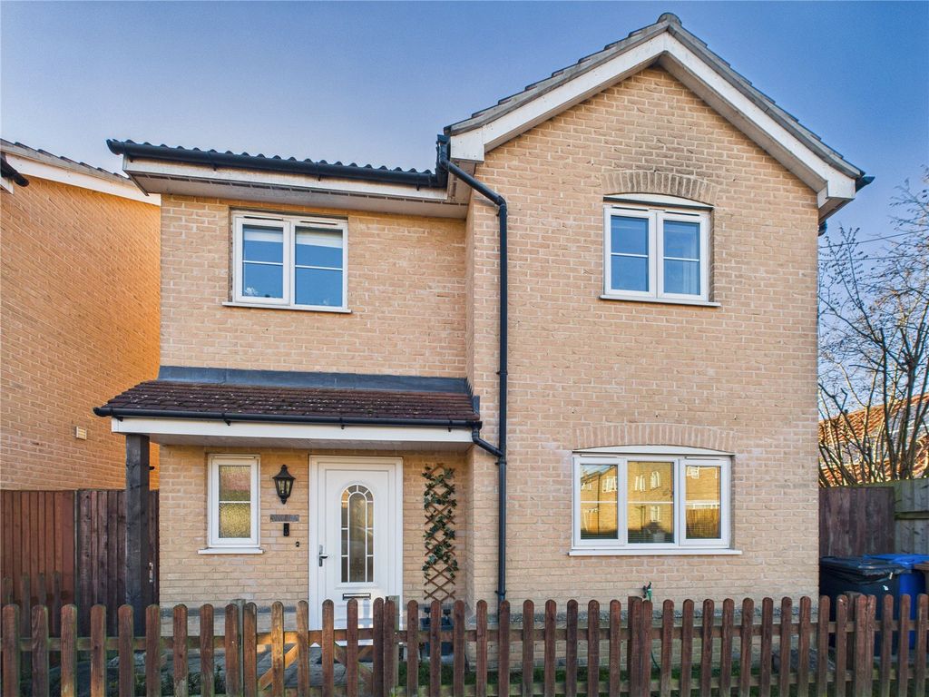 3 bed detached house for salePoplar Road, Great Cornard, Sudbury, Suffolk CO10