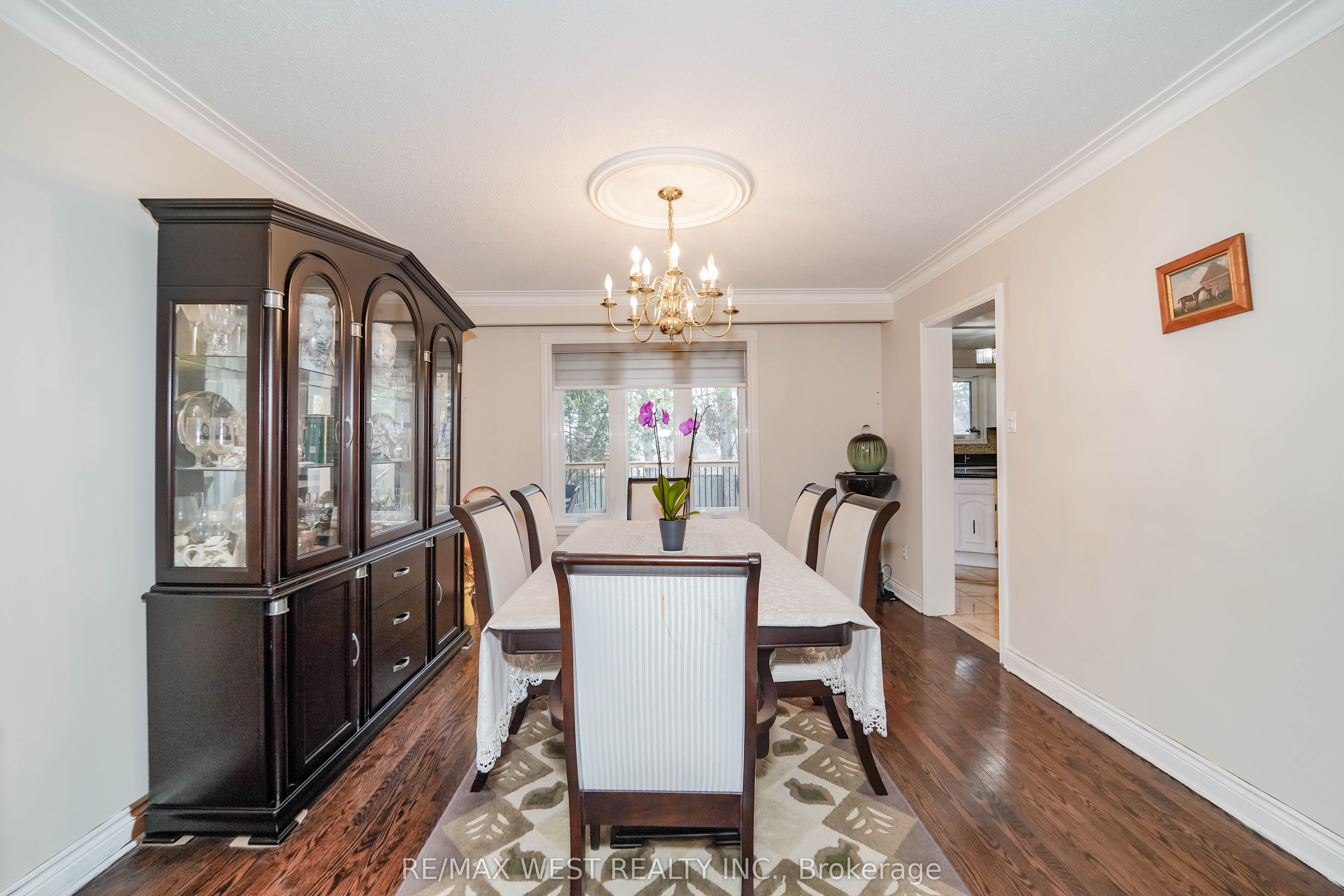 Additional image 5 of 31 Canterbury Crescent, Toronto, ON, M9A 5A4