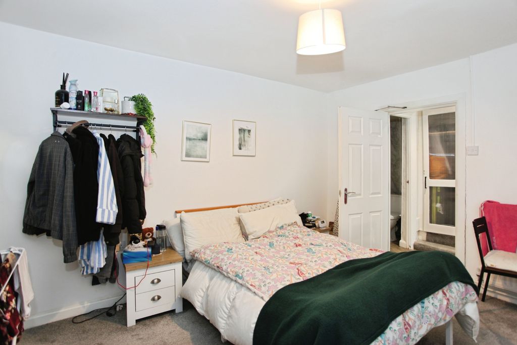 Additional image 18 of 5 bed end terrace house for saleCaerleon Road, Newport NP19