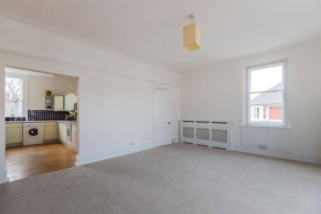 Additional image 12 of 2 bed flat for saleKimberley Road, Penylan Cardiff CF23