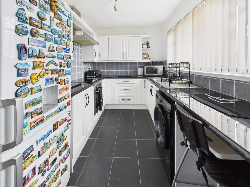 Additional image 4 of 2 bed flat for saleAlfreda Court, Kingsland Road, Whitchurch, Cardiff CF14