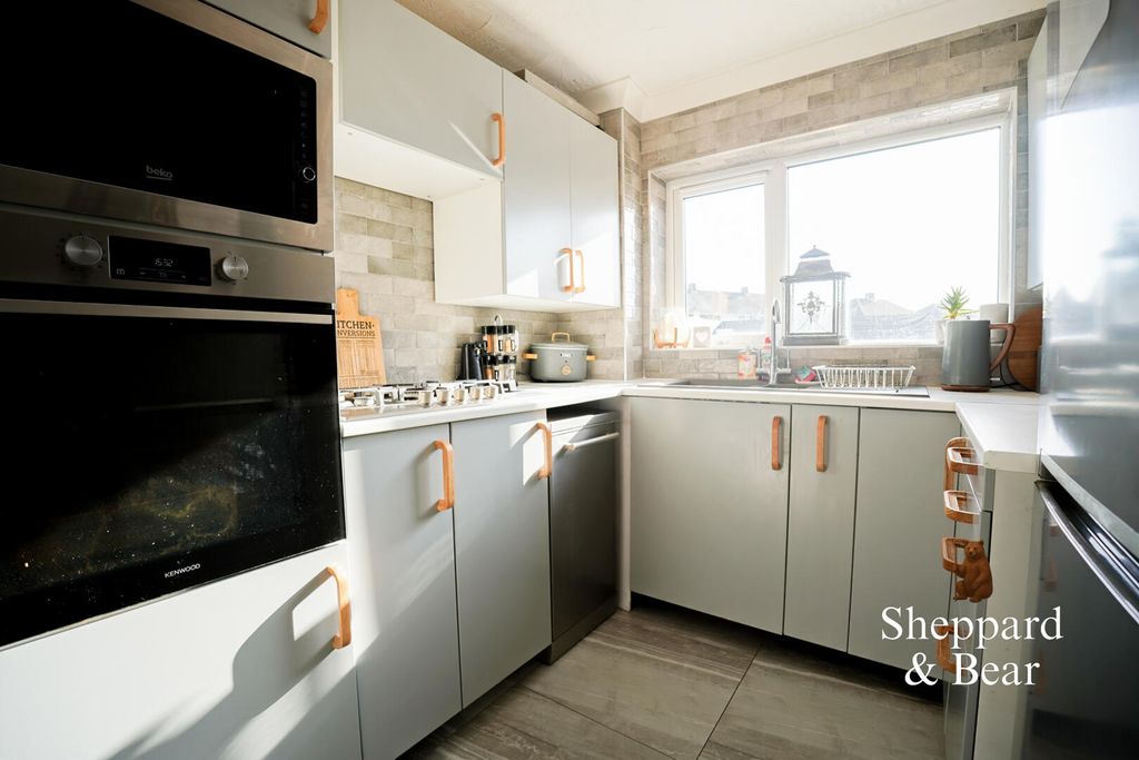 Additional image 3 of 3 bed semi-detached house for saleMilverton Road, Llanrumney, Cardiff CF3