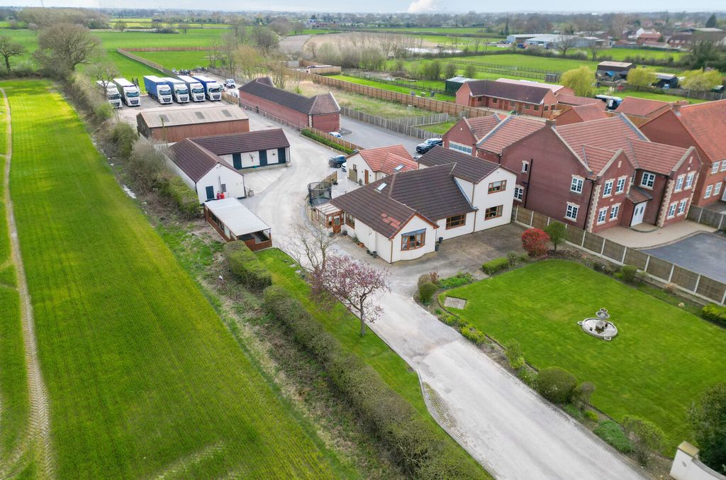 Additional image 23 of 5 bed detached house for saleMoss Road, Moss, Doncaster DN6