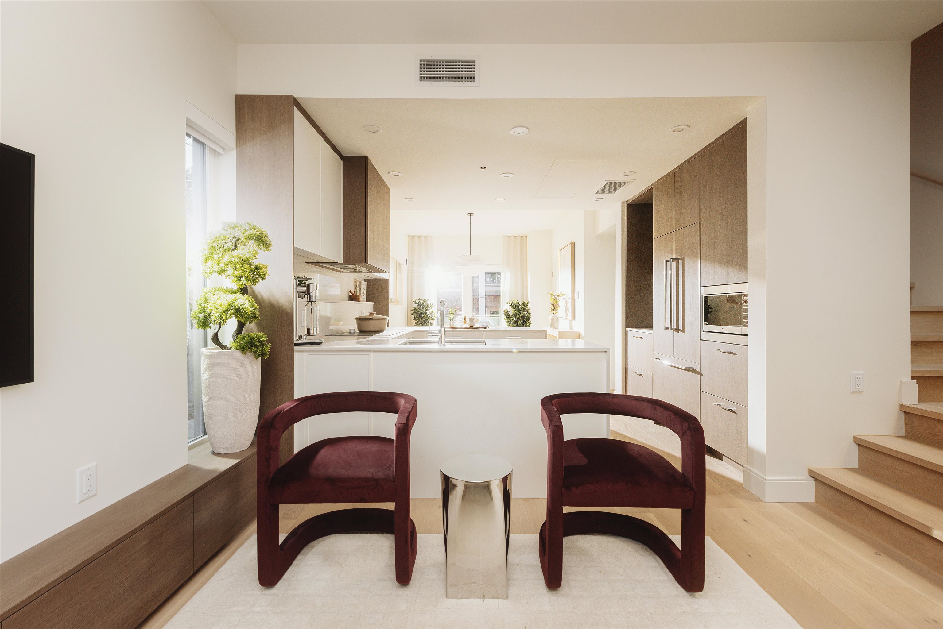 380 45th Avenue W, Vancouver, BC, V5Y 0P6