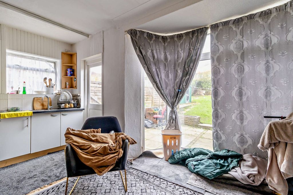 Additional image 5 of 3 bed semi-detached house for saleLodore Gardens, London NW9
