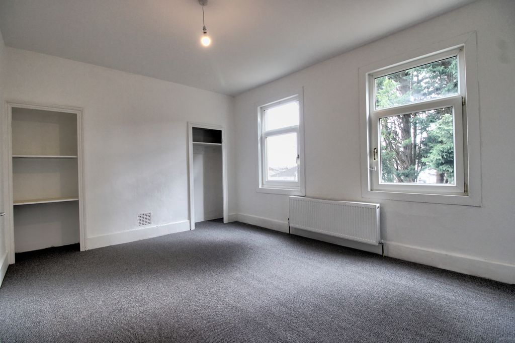 Additional image 3 of 4 bed town house for saleClyffard Crescent, Newport NP20