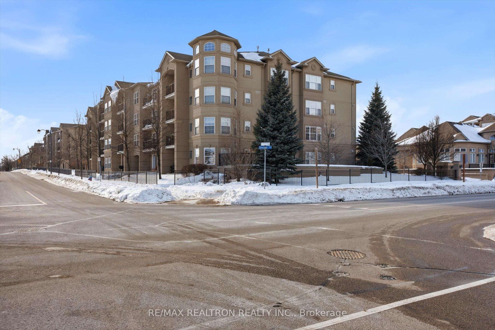 Additional image 2 of 408-1390 Main Street E, Milton, ON, L9T 7S9