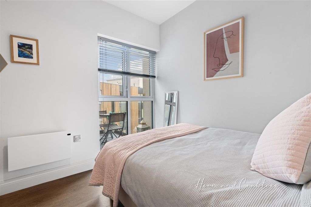 Additional image 12 of 1 bed flat for saleRomilly Crescent, Pontcanna CF11