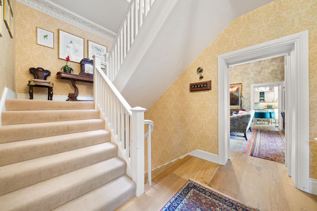 Additional image 14 of 3 bed flat for saleSherbourne House, Sherborne, The Cotswolds GL54