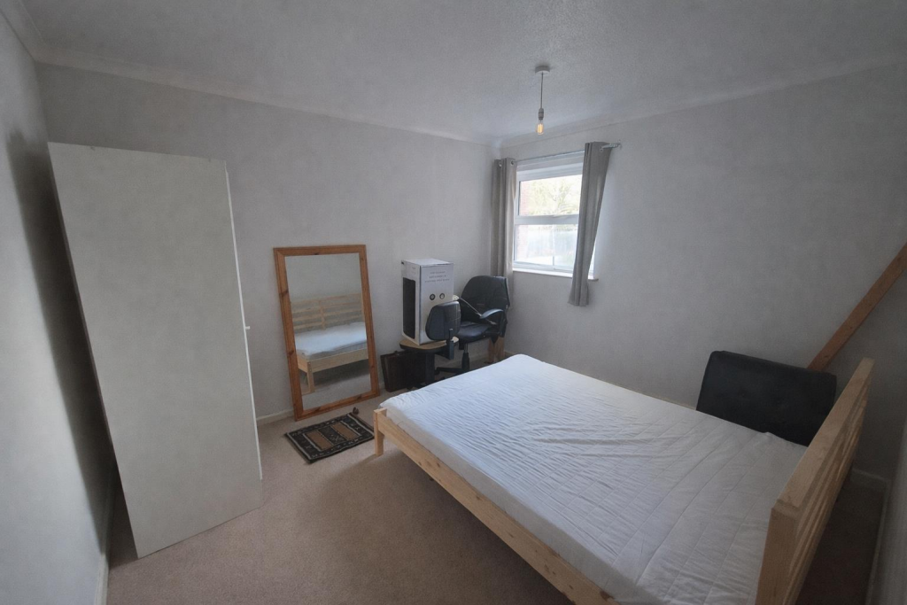 Additional image 4 of Beech Court