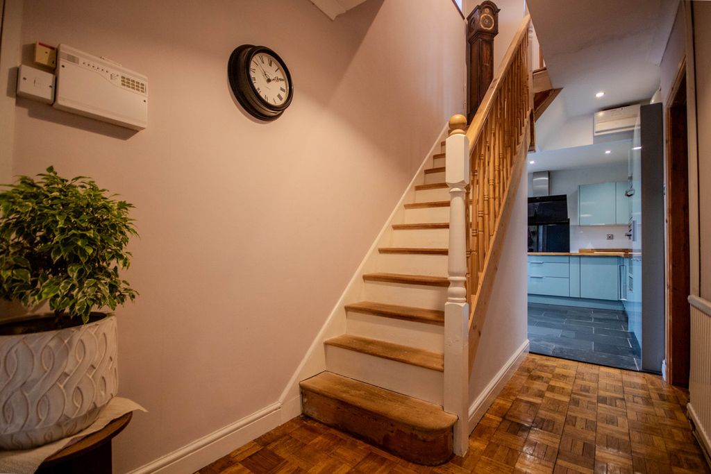 Additional image 14 of 4 bed semi-detached house for saleElgar Crescent, Cardiff CF3