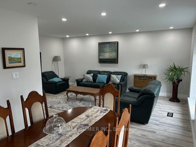 Additional image 4 of 235 Louis Drive, Mississauga, ON, L5B 1Z1