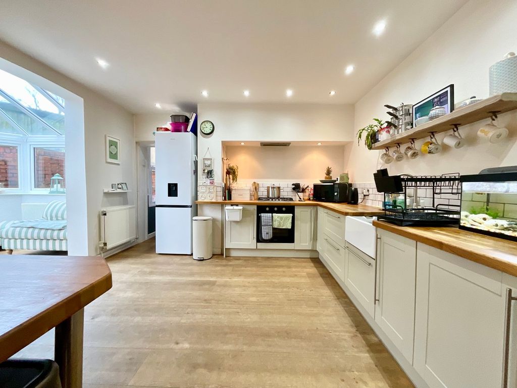 Additional image 4 of 5 bed semi-detached house for saleStation Road, Caerleon, Newport NP18