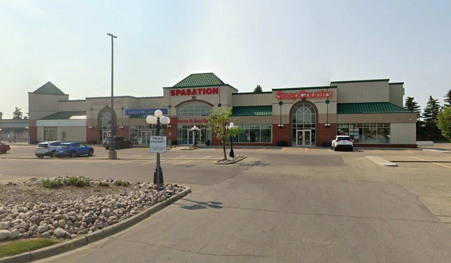 4112 4112, 4108 Calgary Trail NW, Edmonton, AB, T6J6Y6