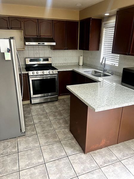 Additional image 6 of Upper-29 Hollowgrove Boulevard, Brampton, ON, L6P 1B1