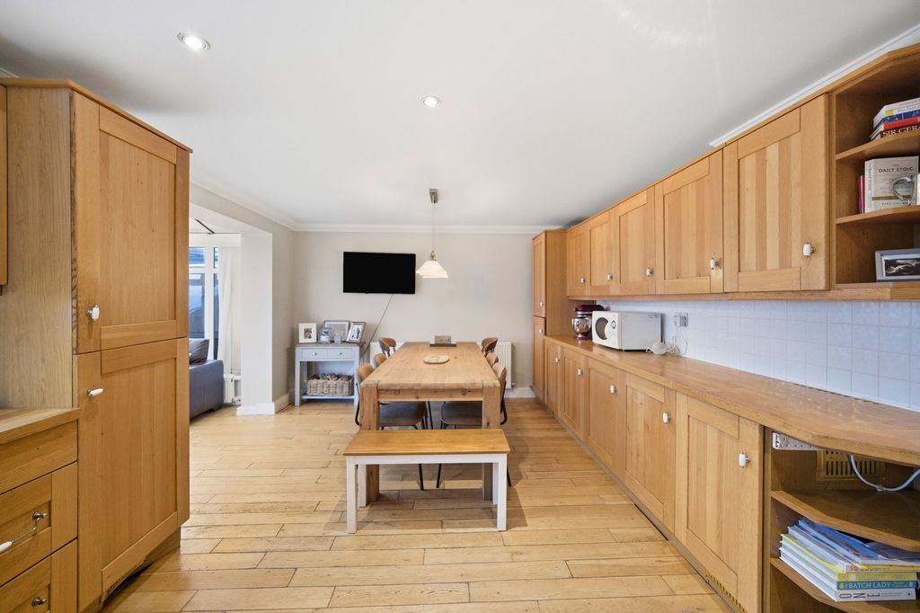 Additional image 10 of 4 bed detached house for saleHolyhead Court, Caerphilly CF83