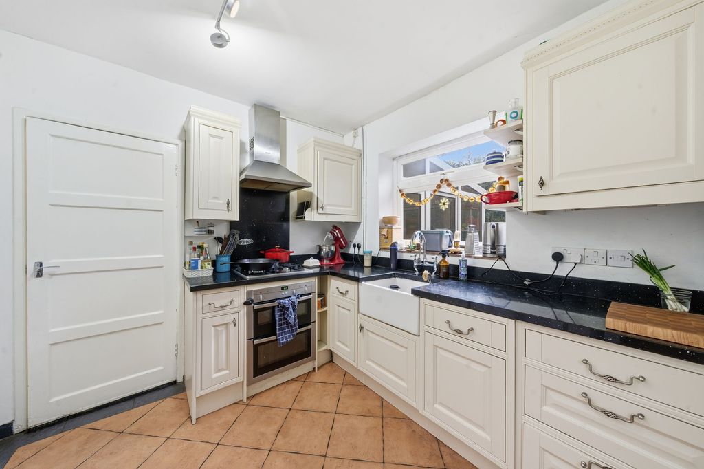 Additional image 2 of 3 bed semi-detached house for saleMaitland Avenue, Cambridge CB4