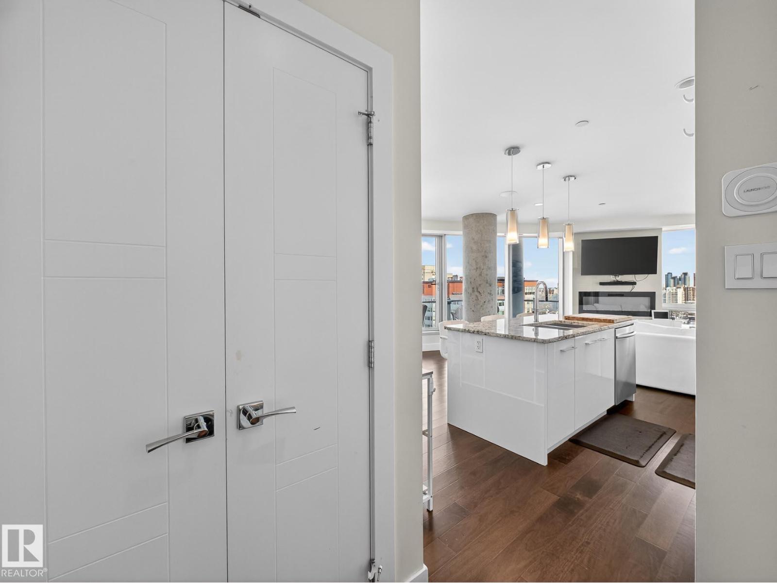 Additional image 6 of 1401-11969 Jasper Avenue NW, Edmonton, AB, T5K0P1