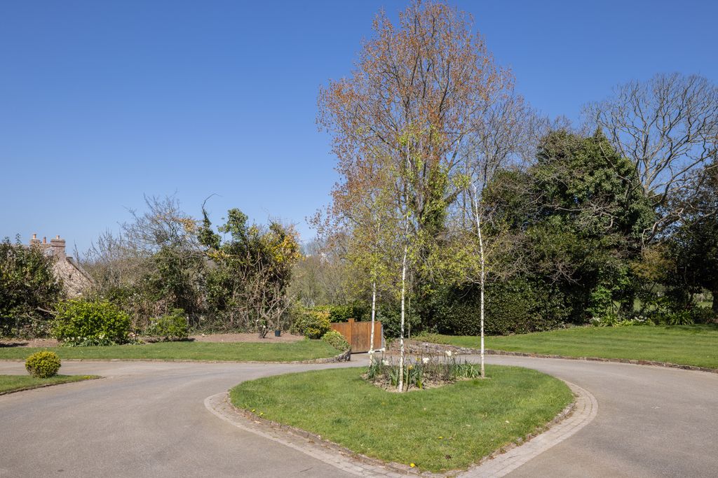Additional image 5 of 7 bed detached house for saleLes Charrieres Malorey, St. Lawrence, Jersey JE3