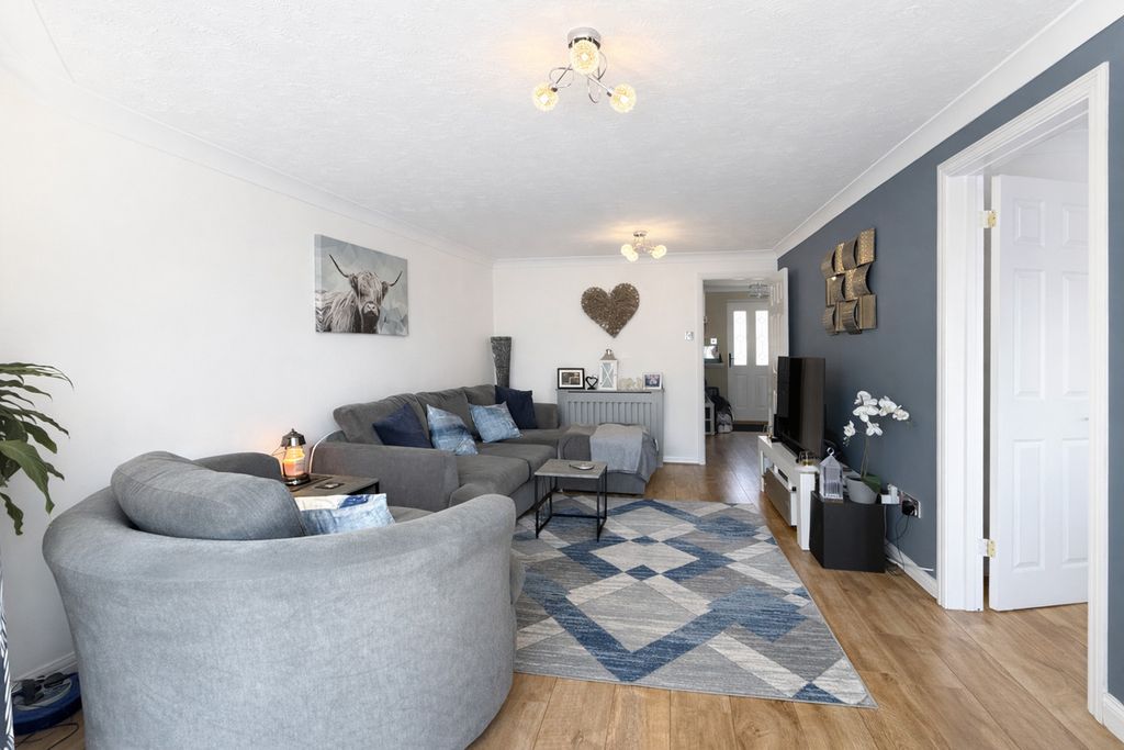 Additional image 4 of 4 bed detached house for saleKember Close, Cardiff CF3