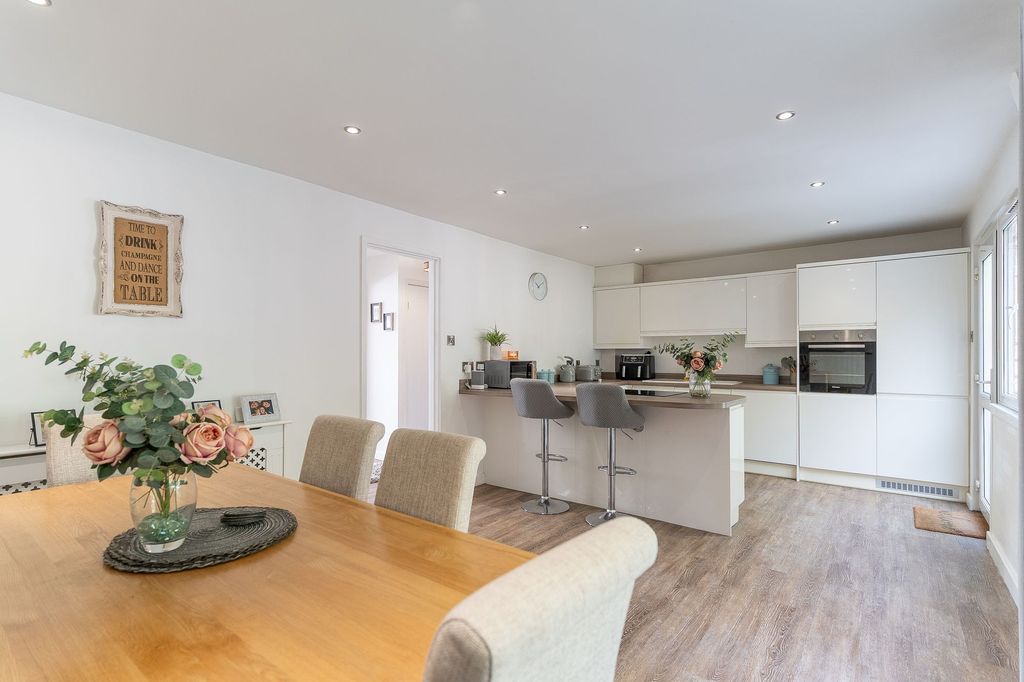 Additional image 8 of 4 bed detached house for saleMillfield Park, Undy NP26