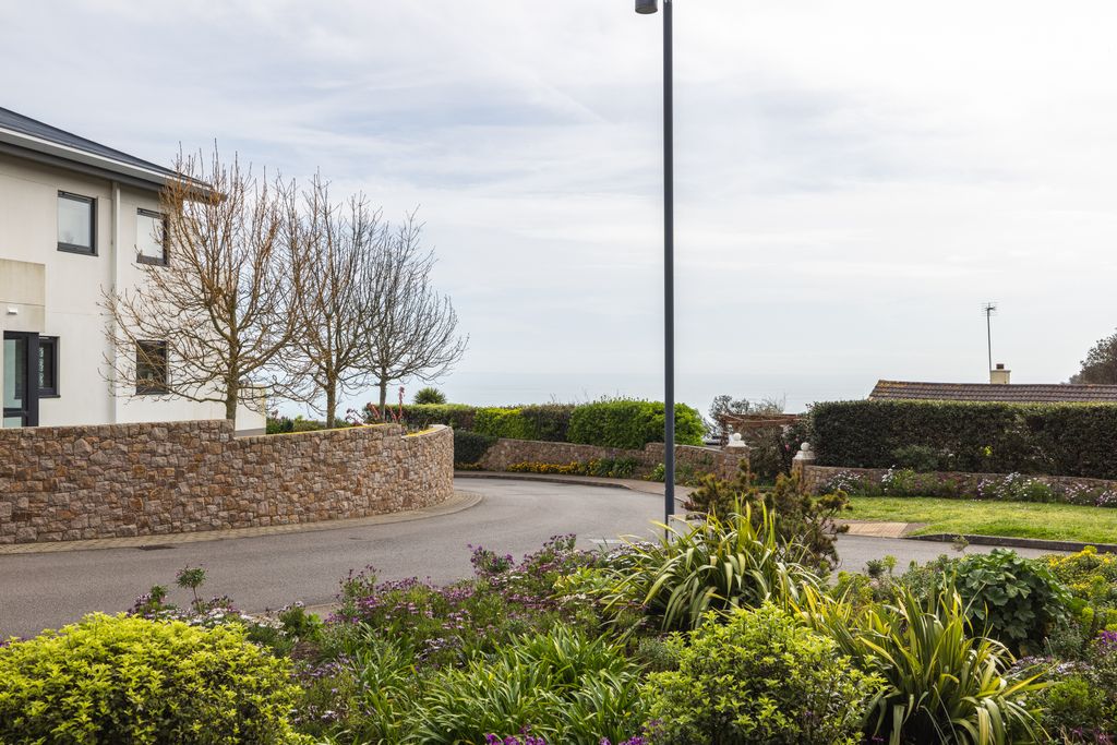 Additional image 17 of 2 bed flat for saleLa Rue Voisin, St. Brelade, Jersey JE3