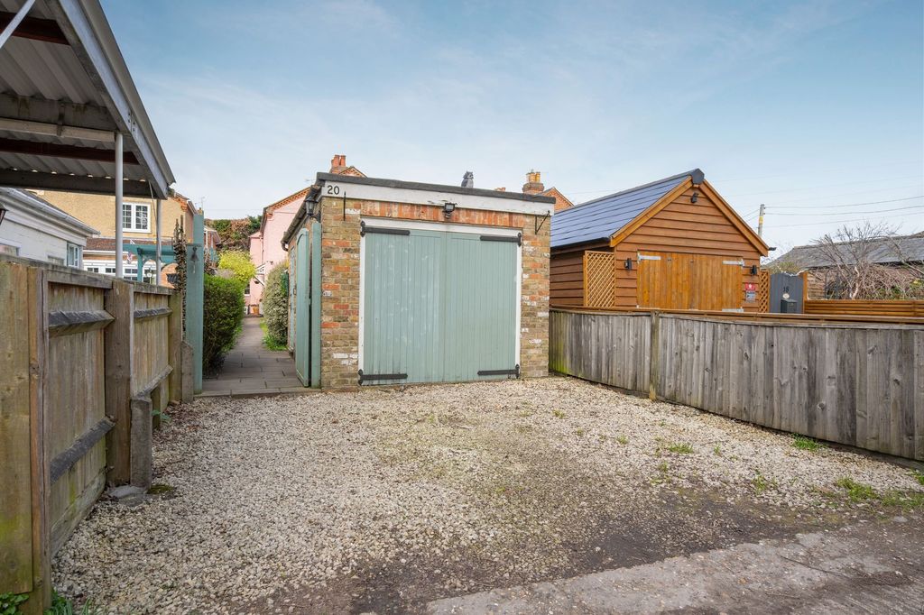Additional image 13 of 3 bed semi-detached house for saleNursery Lane, Ascot SL5