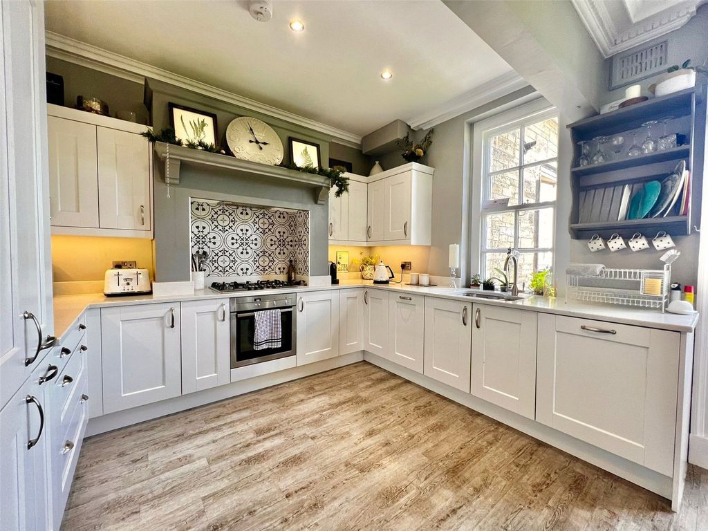Additional image 9 of 3 bed flat for saleSt. Helens Lane, Adel, Leeds, West Yorkshire LS16