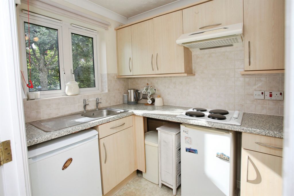 Additional image 6 of 1 bed flat for saleFidlas Road, Llanishen, Cardiff CF14