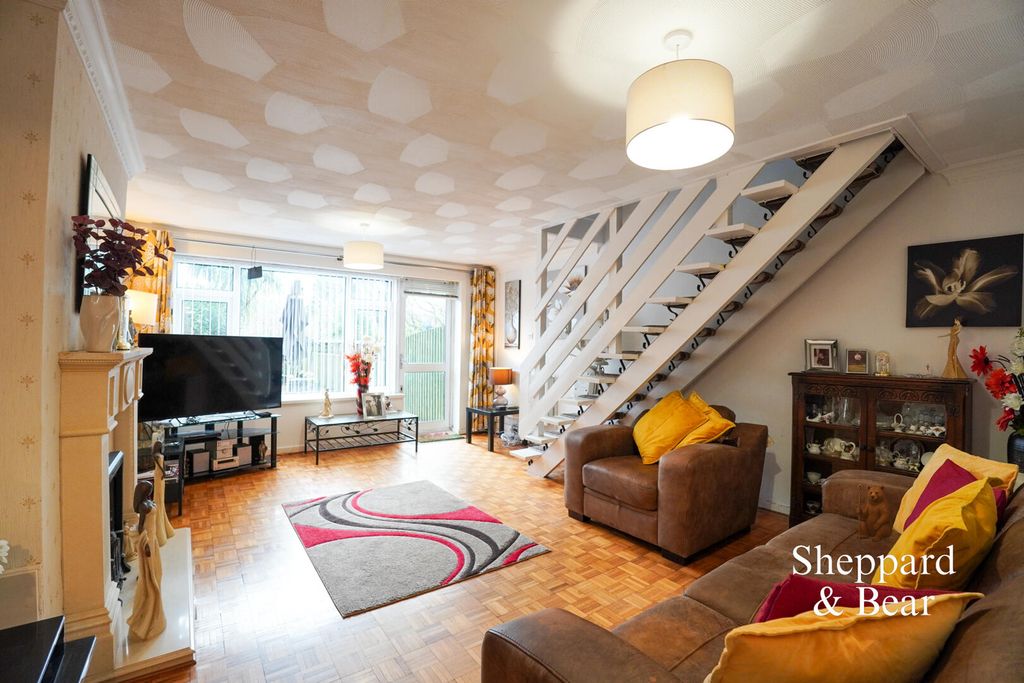 2 bed terraced house for saleWoolaston Avenue, Cardiff CF23