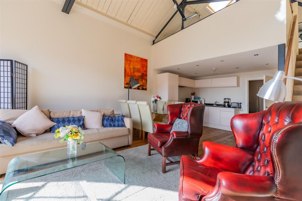 Additional image 10 of 1 bed flat for salePendyris Street, Cardiff CF11