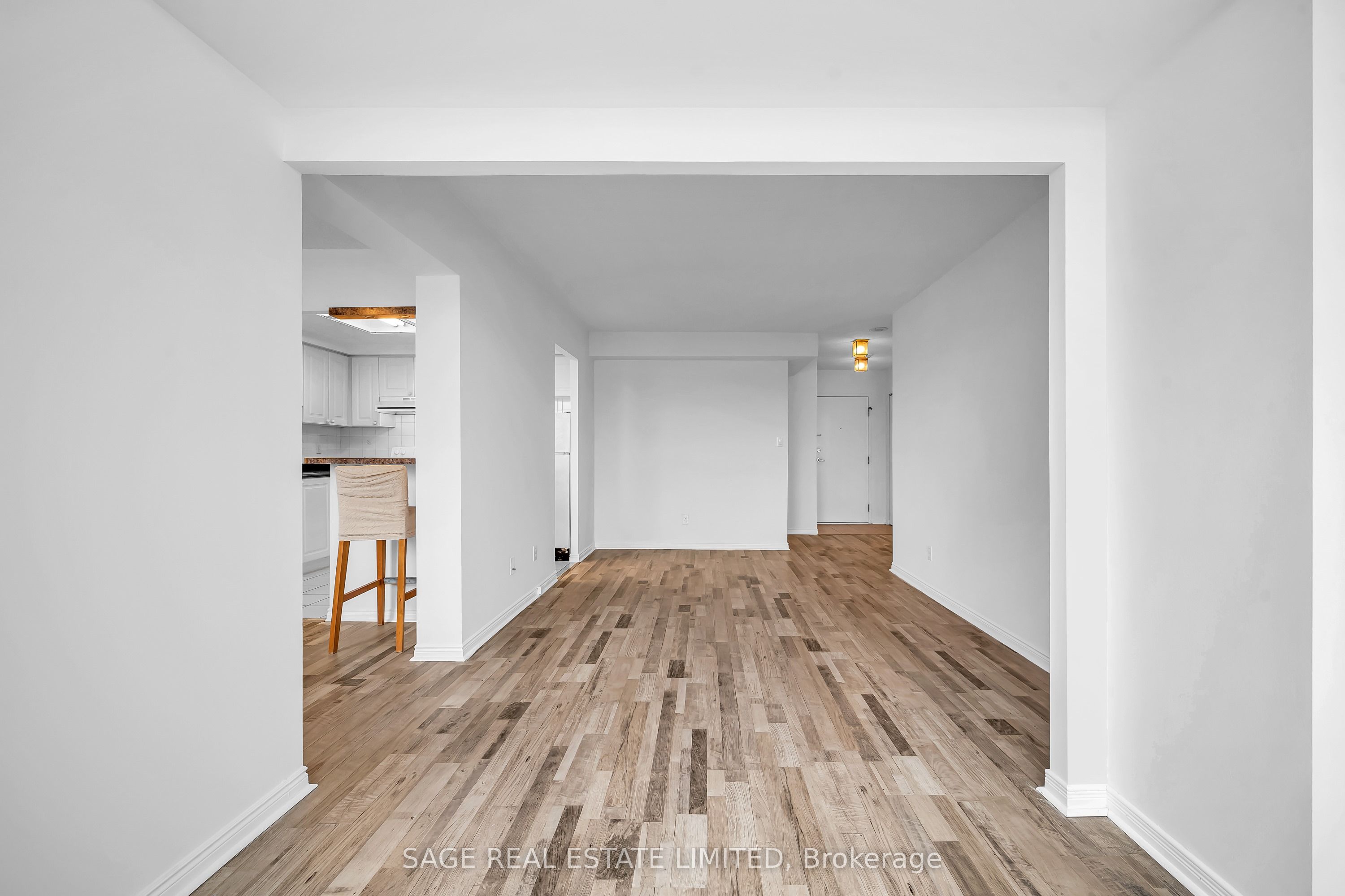 Additional image 5 of 1016-135 Hillcrest Avenue, Mississauga, ON, L5B 4B1