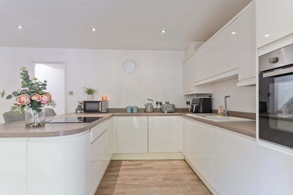 Additional image 5 of 4 bed detached house for saleMillfield Park, Undy NP26