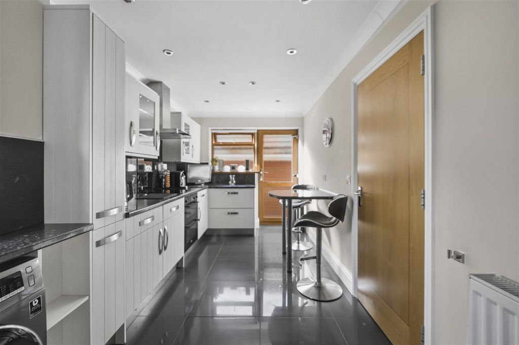 Additional image 5 of 5 bed detached house for saleUphill Road, Llanrumney, Cardiff CF3