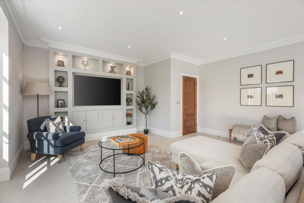 Additional image 11 of 6 bed detached house for saleKingston Road, Frilford, Abingdon, Oxfordshire OX13