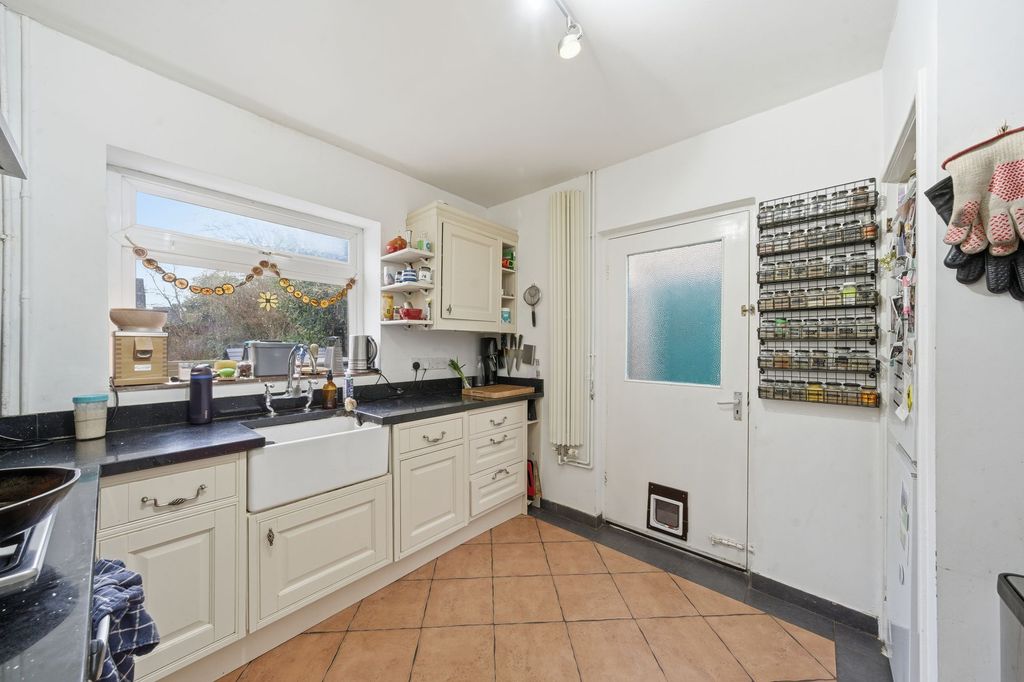 Additional image 5 of 3 bed semi-detached house for saleMaitland Avenue, Cambridge CB4