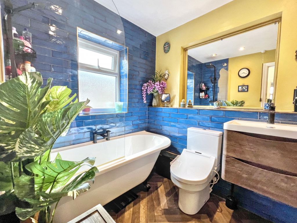 Additional image 20 of 5 bed detached house for saleOutstanding, Extended 1930S Home 29, Church Road, Caldicot, Monmouthshire NP26