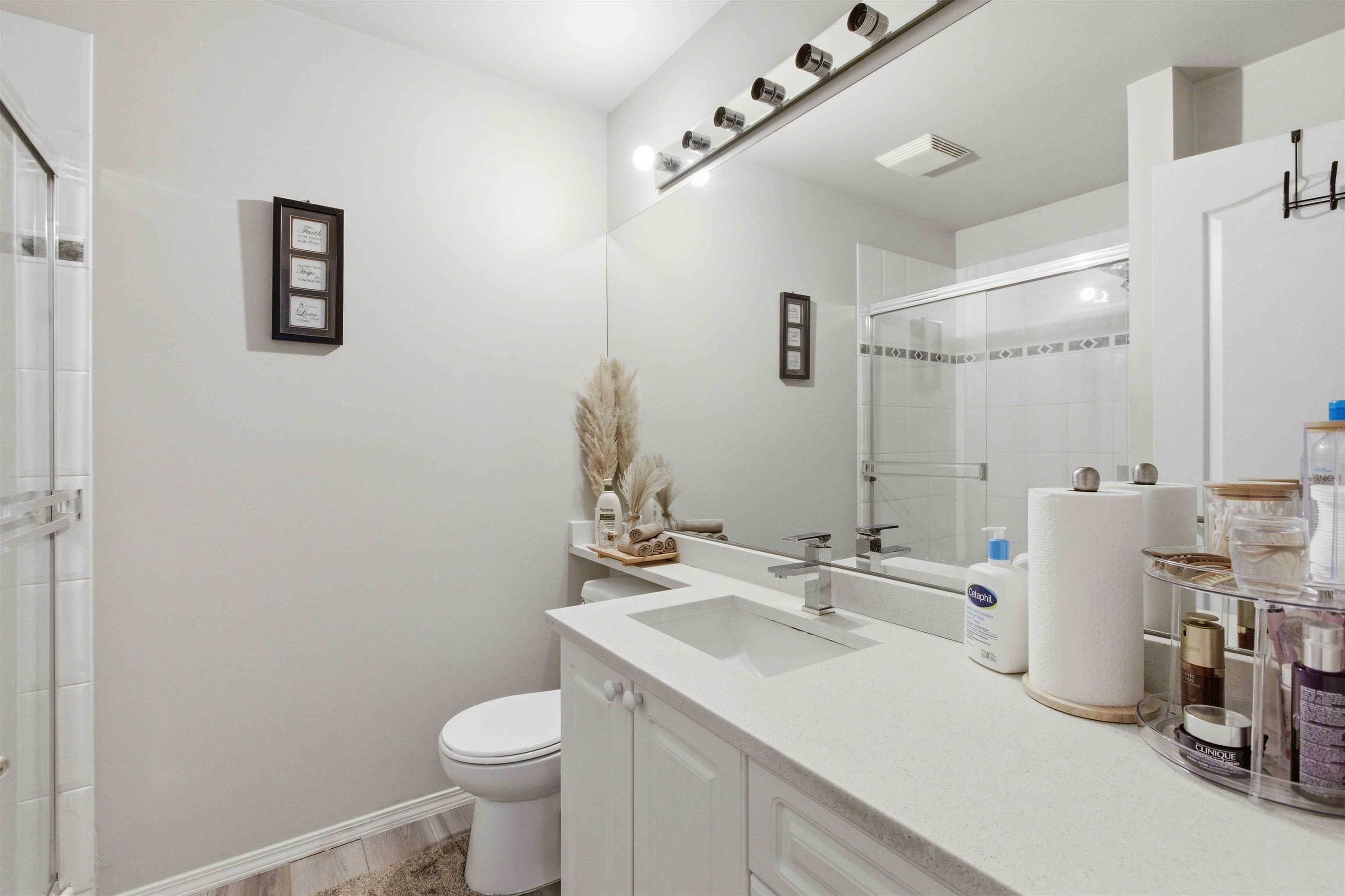 Additional image 3 of 114-15220 Guildford Drive, Surrey, BC, V3R 0Y6