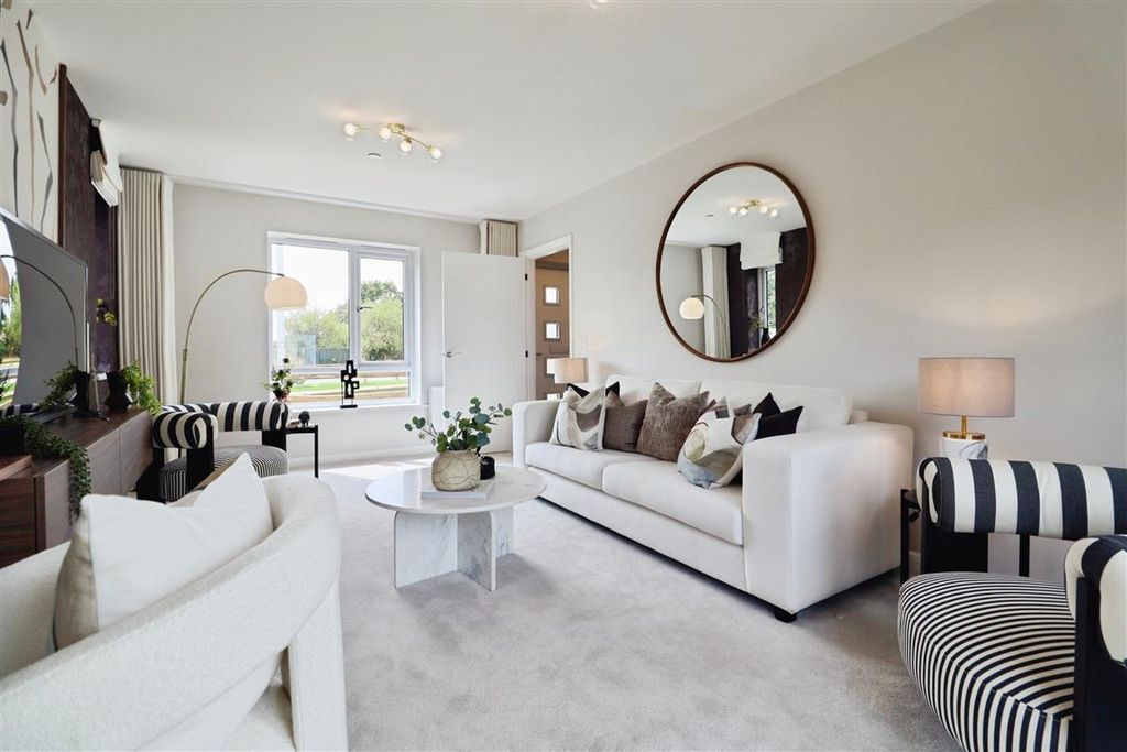 3 bed semi-detached house for saleKings Drive, Cardiff CF3