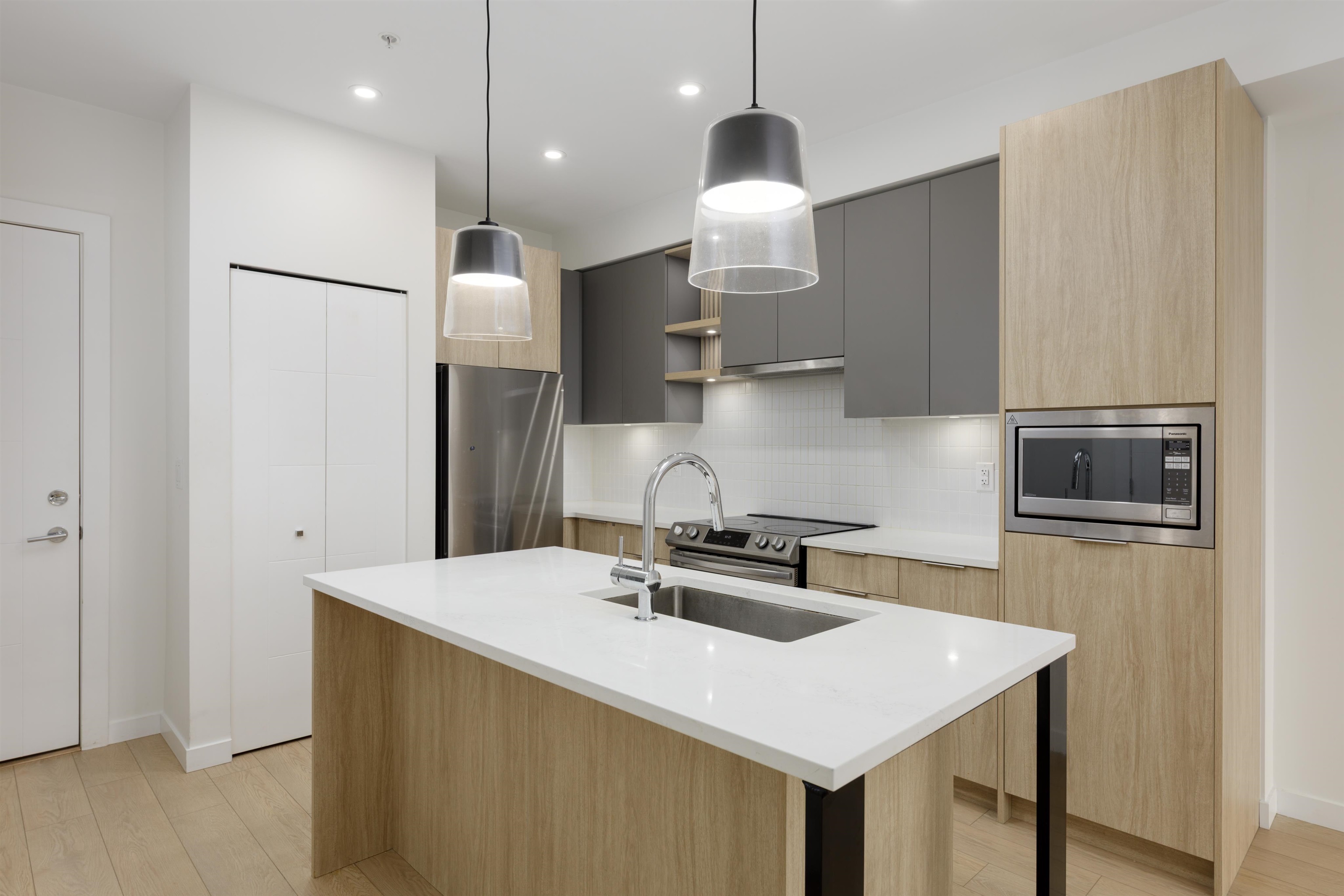 Additional image 4 of 304-20695 Eastleigh Crescent, Langley, BC, V3A 0P7