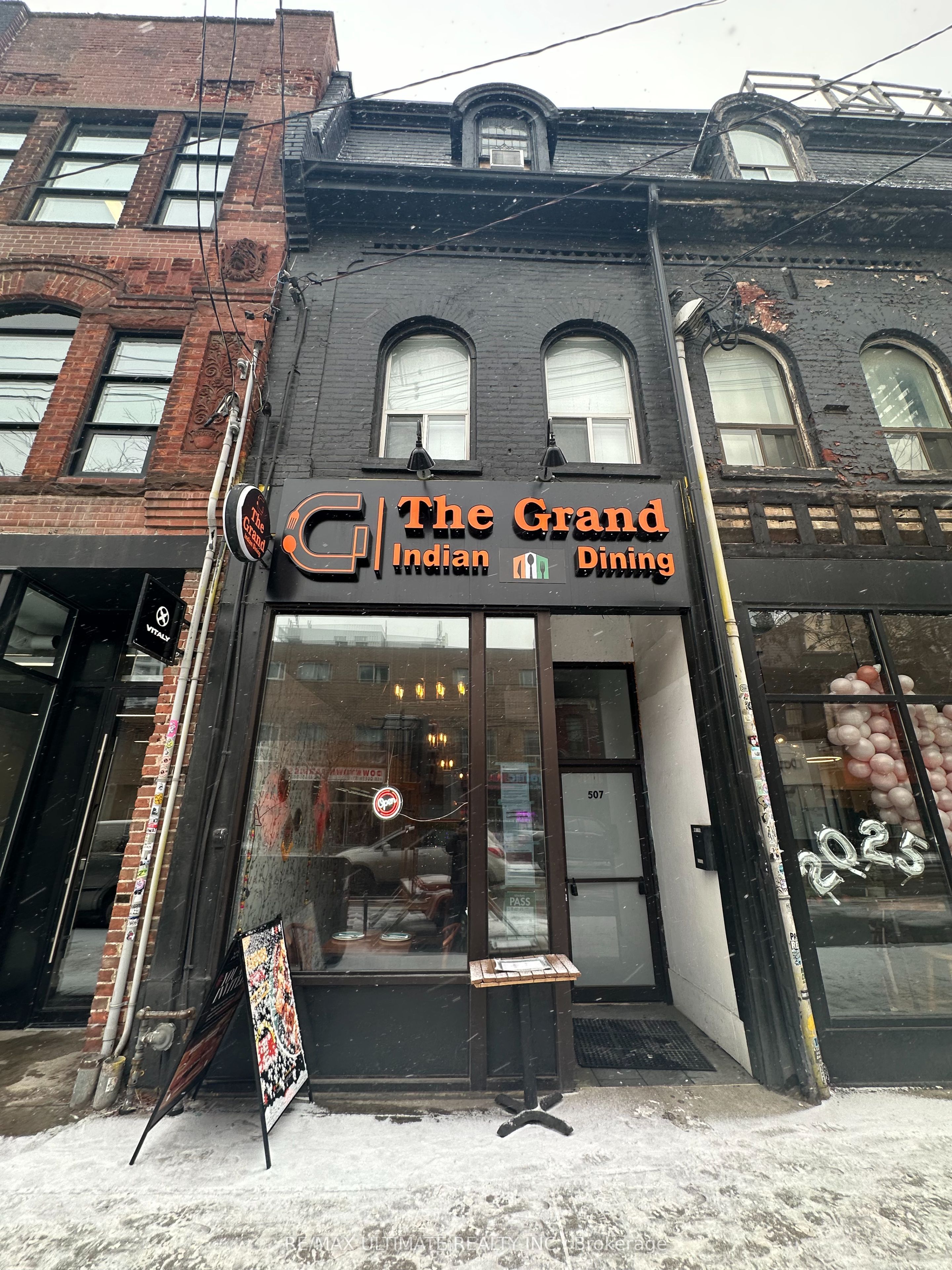 507 Queen Street, Toronto, ON, M5V 2B4