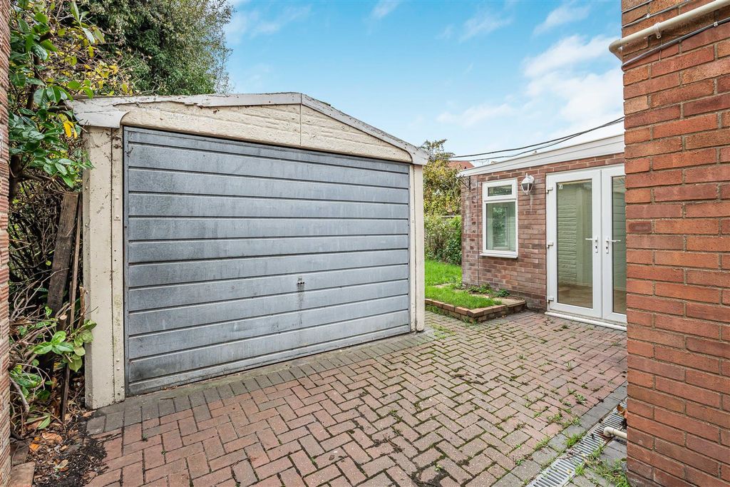 Additional image 23 of 3 bed semi-detached house for saleFairbairn Road, Cambridge CB4