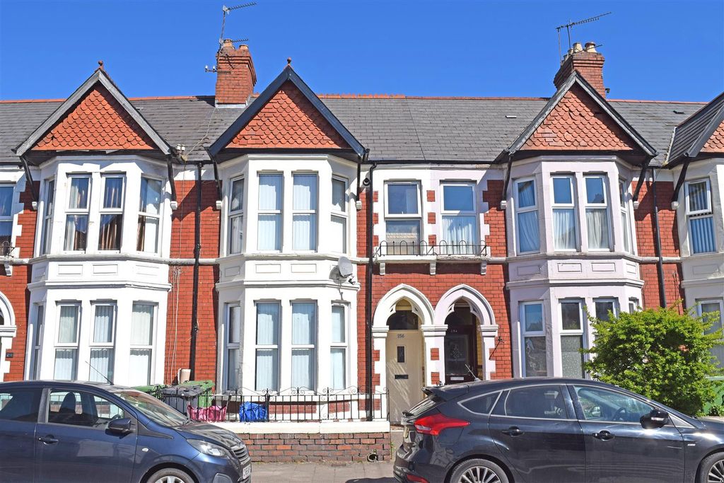 5 bed terraced house for saleWhitchurch Road, Cardiff CF14