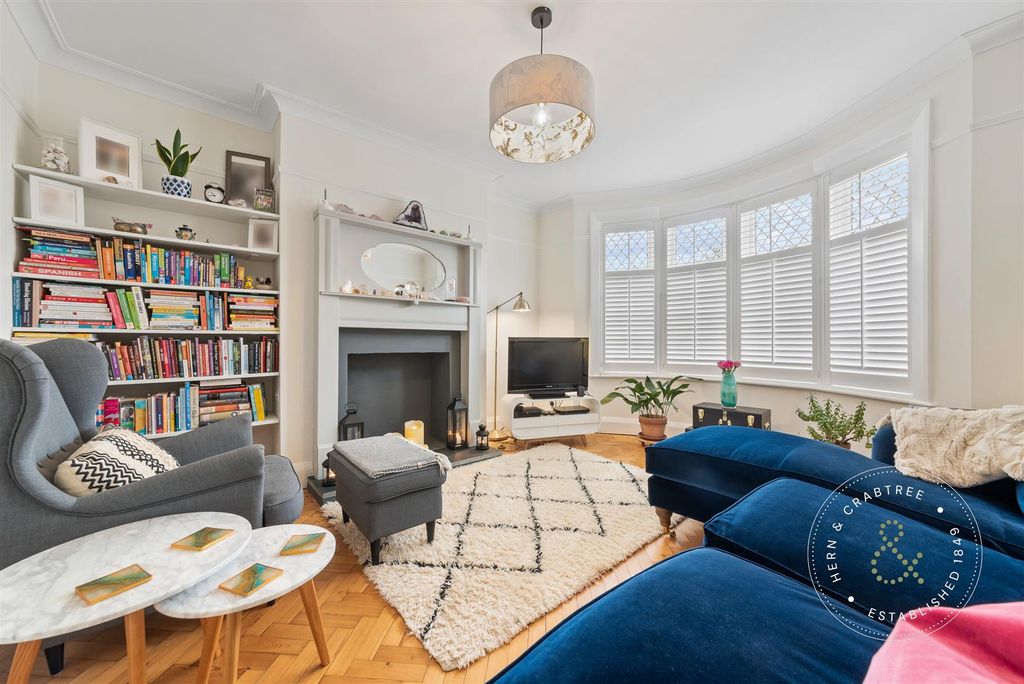 Additional image 2 of 4 bed semi-detached house for saleBishops Walk, Llandaff, Cardiff CF5