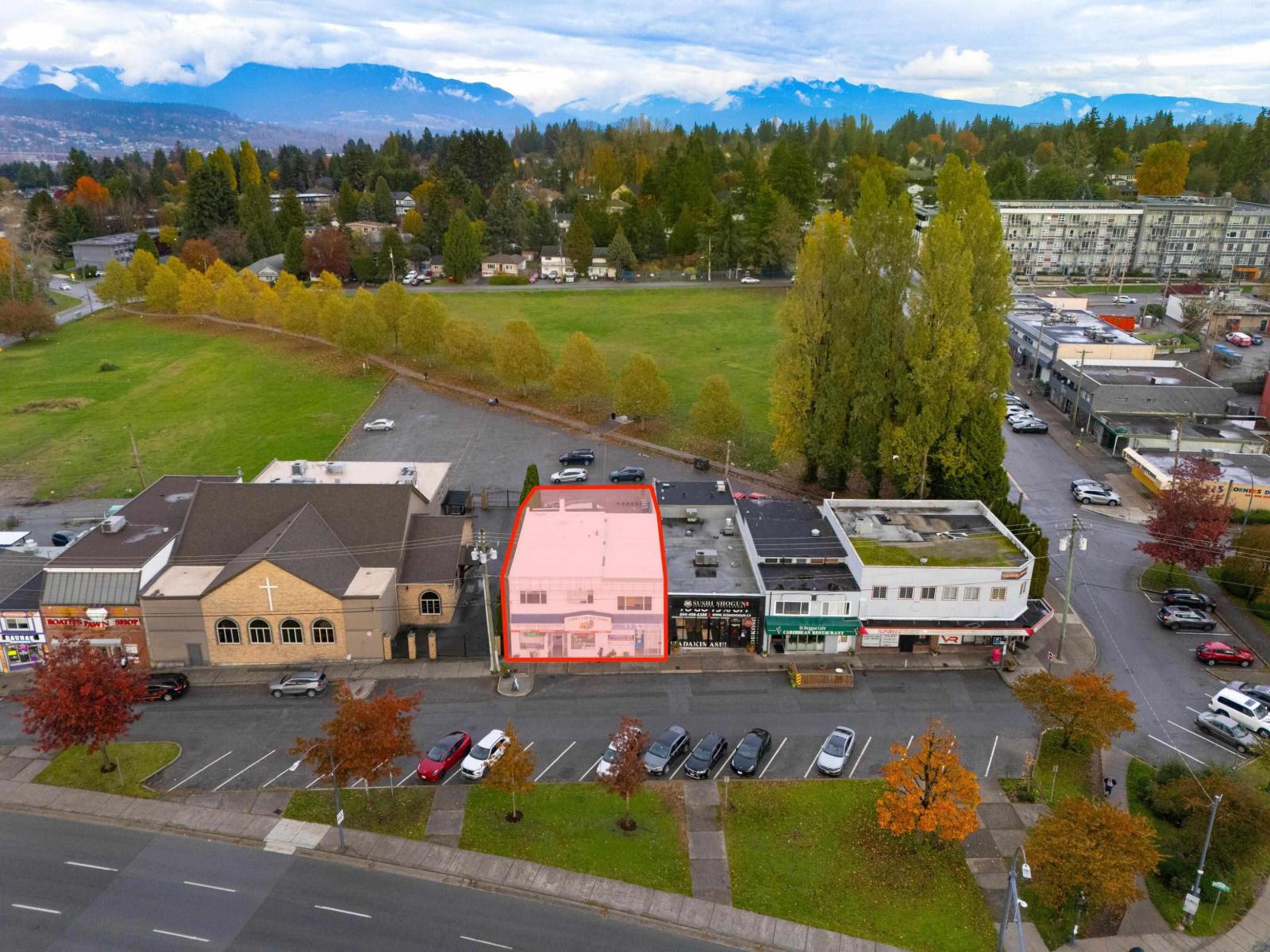 Additional image 4 of 13585 King George Boulevard, Surrey, BC, V3T2V1